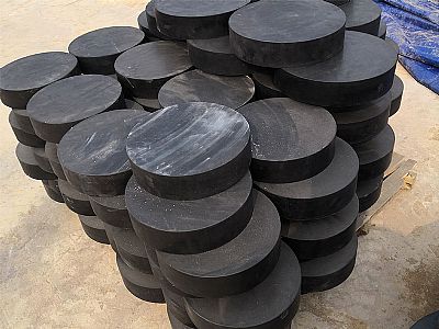 礼县板式橡胶支座由若干层橡胶片与薄钢板经加压硫化